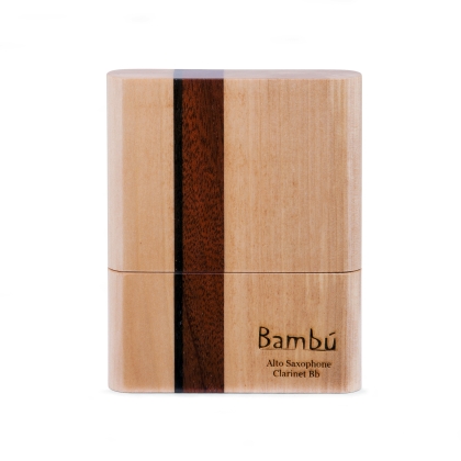 Bambú rørbeskytter for Altsax / Bb-Klarinett med plass til 6 fliser - laget i de eksklusive tresortene Lenga / Valnøtt / Cancharana, og med magnetisk lukkemekanisme.